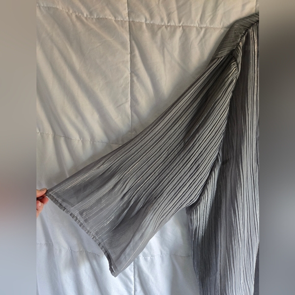 Fashion Bug Button Up Blouse - Picture 3 of 6